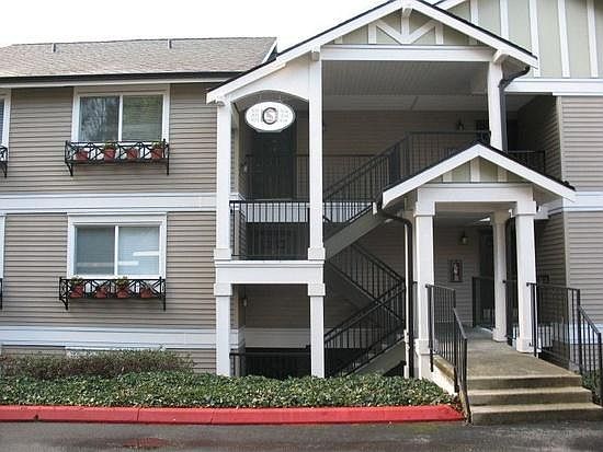 1st image of 11305 NE 128th St APT C301