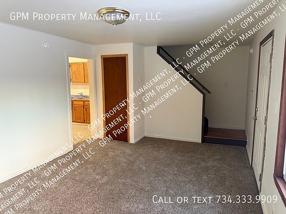 3rd image of 32155 Genessee St