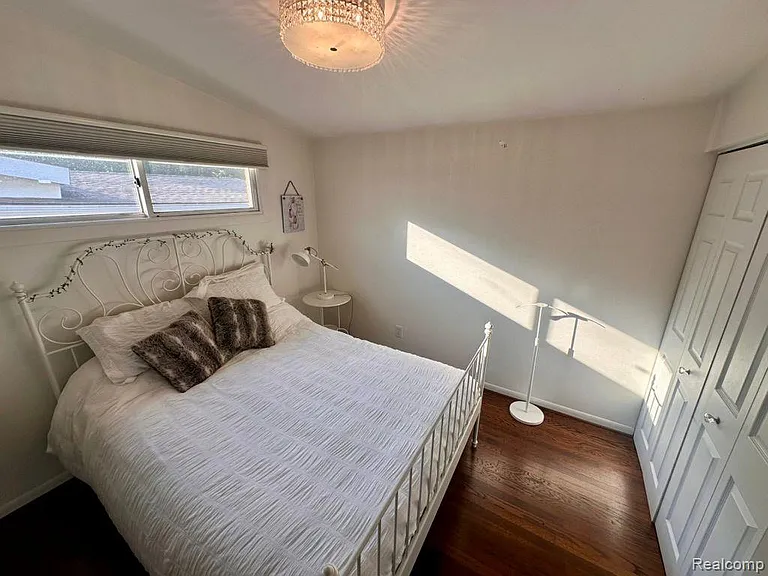 1085 Brooklawn Dr — Photo 18