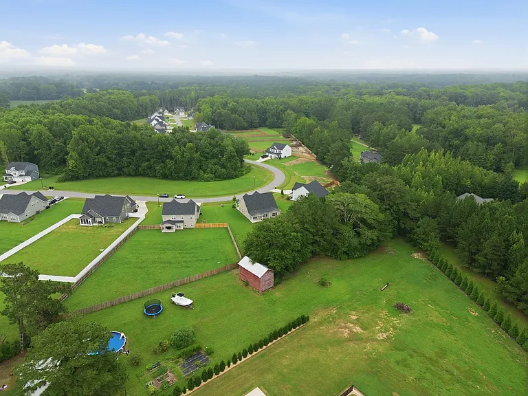 138 Abingdon Farms Dr — Photo 47