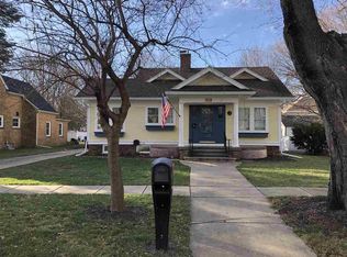 209 5th Ave SW, Independence, IA 50644