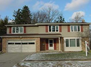 750 Dartmoor Rd, Ann Arbor, MI 48103