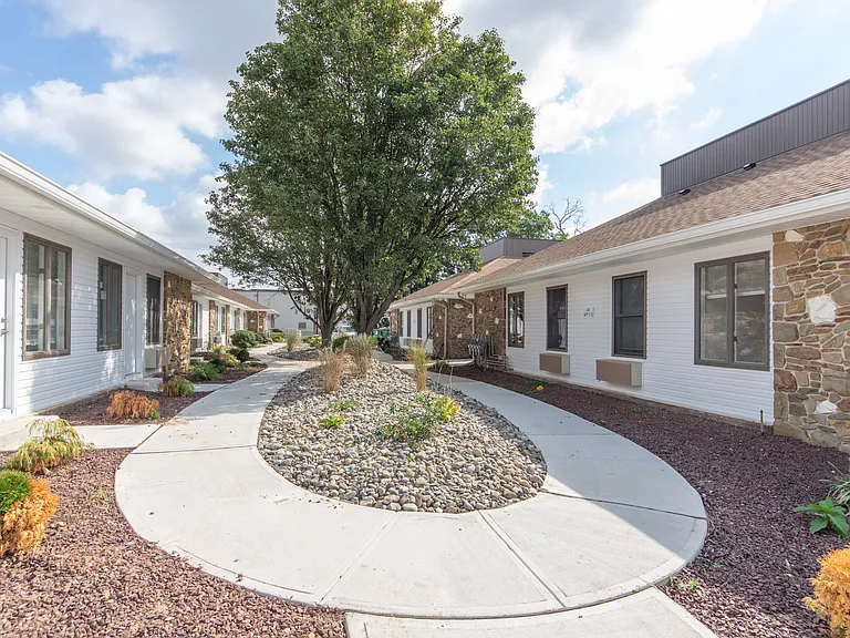 Glasstown Village Apartments — Photo 11