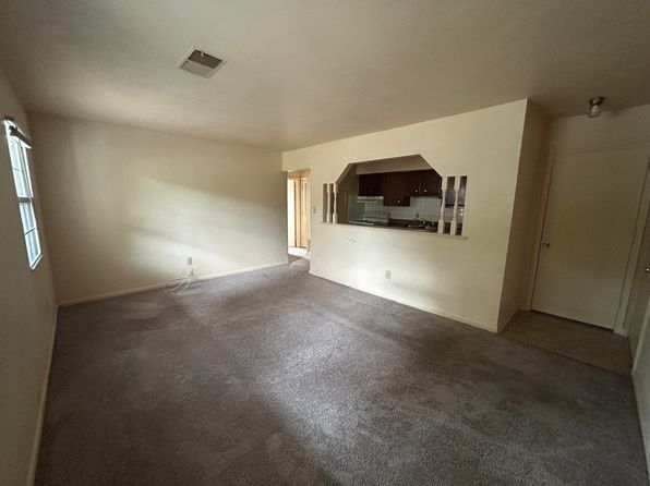 924 Mountain View Rd #9