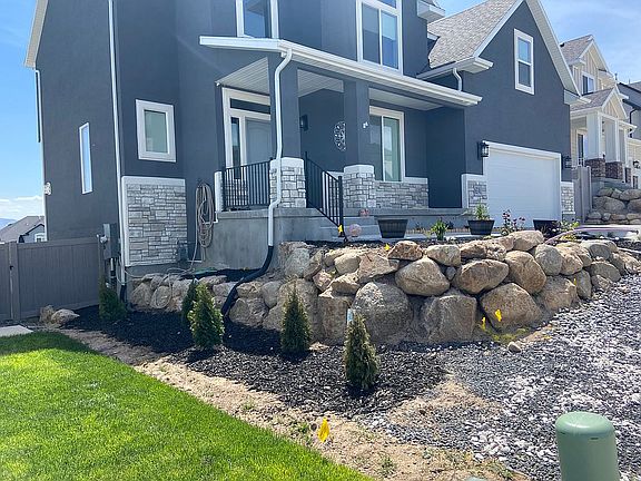 5th image of 633 W Aspen View Ct