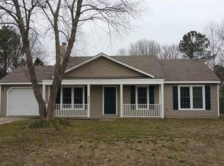 873 Maple Ct, Smithfield, VA 23430