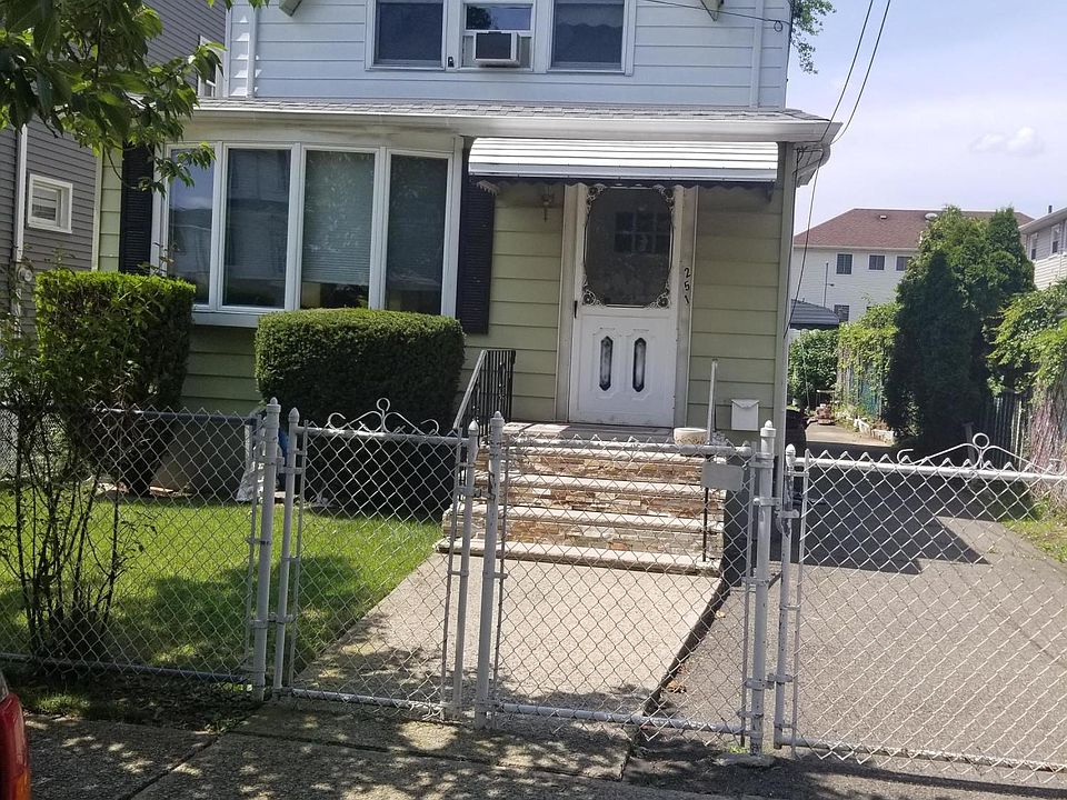 1st image of 251 Boundary Ave