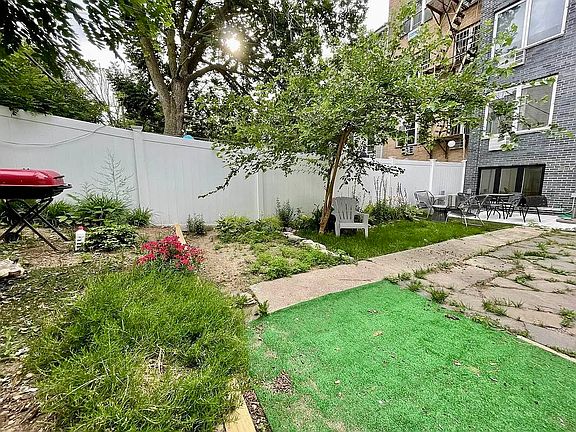 2nd image of 62 Pulaski St #1