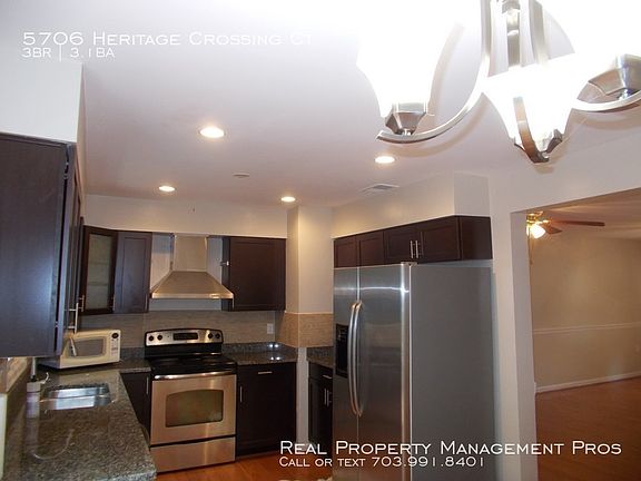 3rd image of 5706 Heritage Crossing Ct