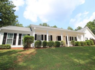 1521 Webb Bartley Rd, West Point, GA 31833