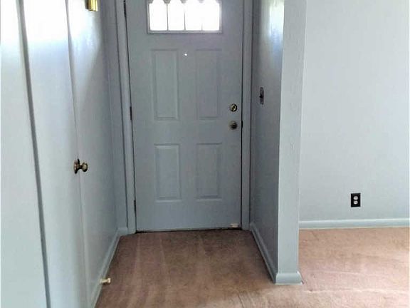 2nd image of 124 Alida Dr