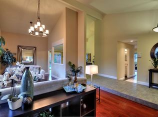 1211 Brookside Dr, Danville, CA 94526