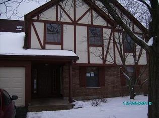 183 Raleigh Ct, Wood Dale, IL 60191