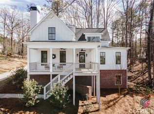690 Bear Creek Ln, Bogart, GA 30622