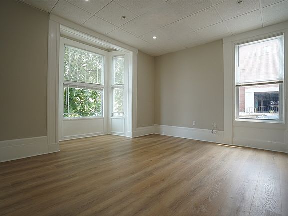4th image of 156 Dorchester St #18L