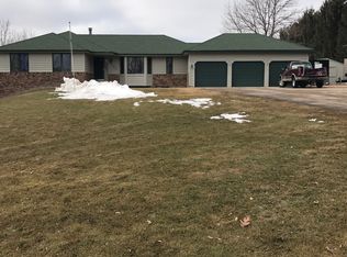 9760 Oak Ave, Cologne, MN 55322