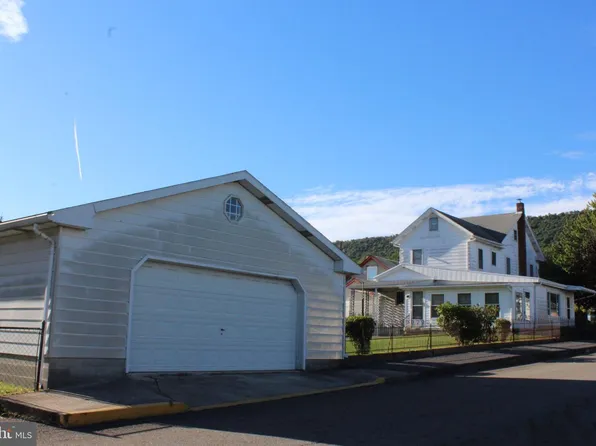 402 Elizabeth St, Williamstown, PA 17098