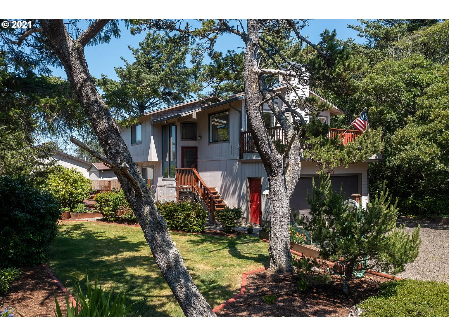 5920 Devaney Ave photo 1