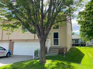 5054 N 154th St, Omaha, NE 68116