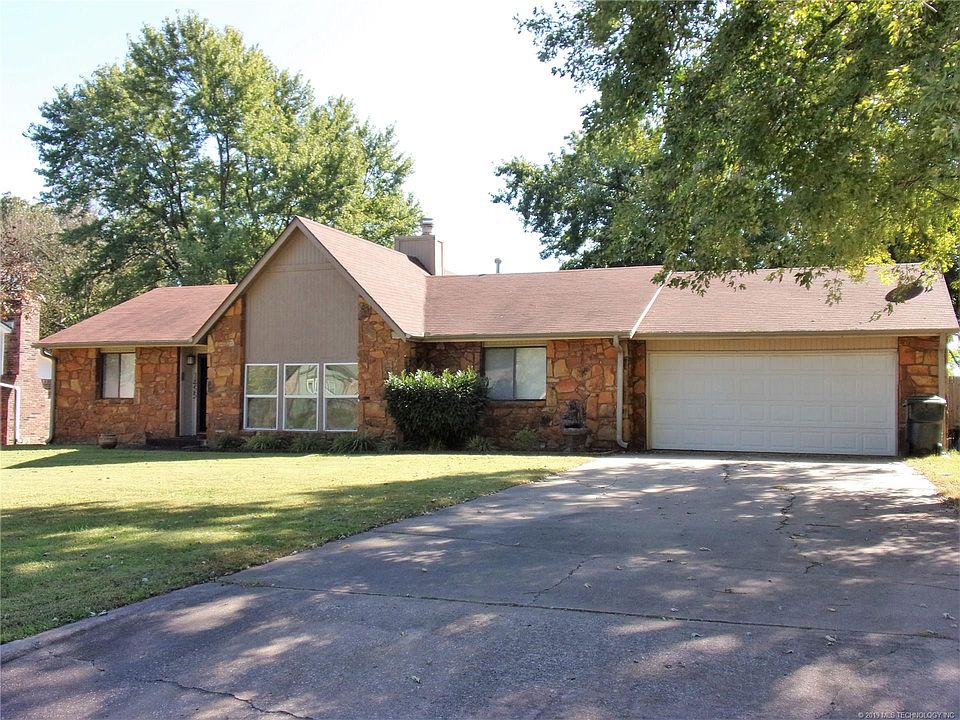 1st image of 1455 Paradise Pkwy