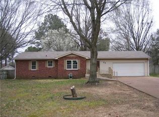 29 E White Rd, Collierville, TN 38017