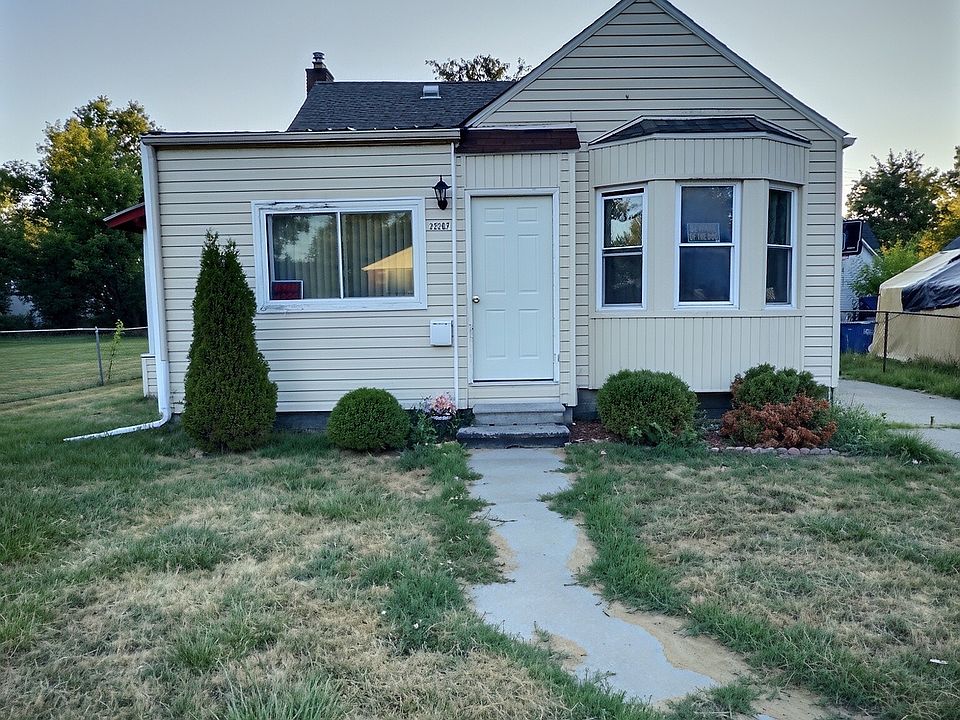 1st image of 22207 Le Fever Ave