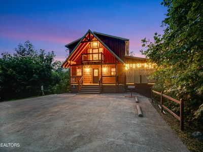 1140 E Kings Ridge Rd, Gatlinburg, TN, 37738