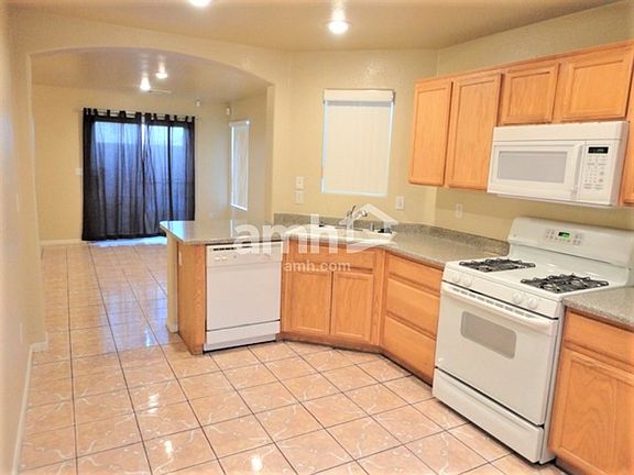 3rd image of 9952 Tittleton Ave