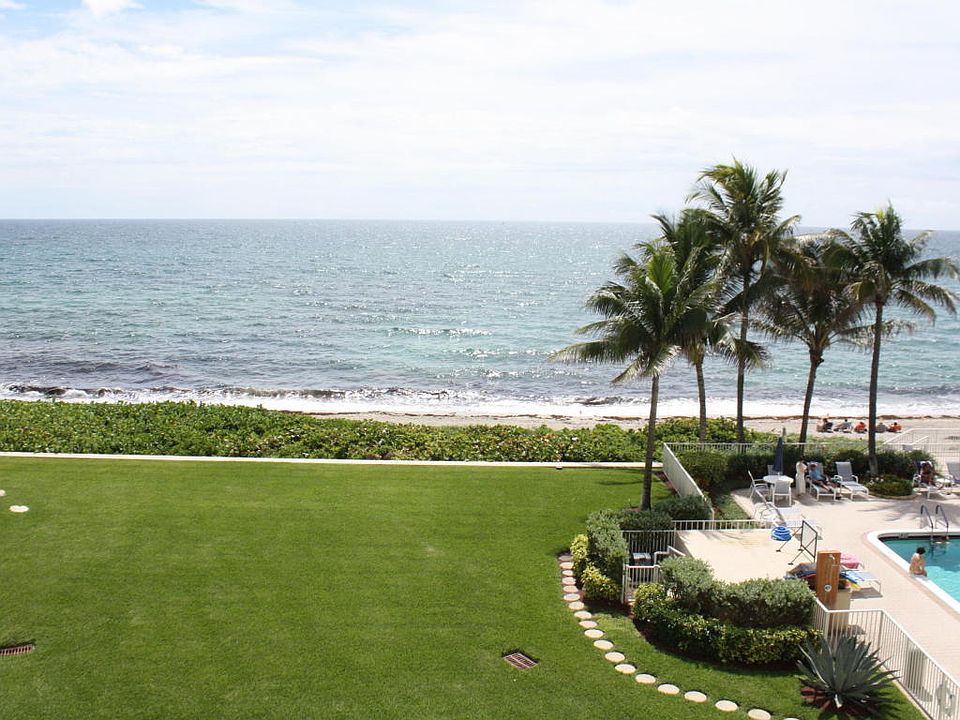 Ocean/Pool view