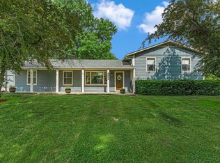 4832 NE Kincaid Rd, Topeka, KS 66617