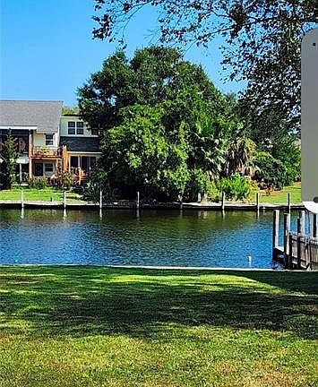 3rd image of 870C Marina Dr