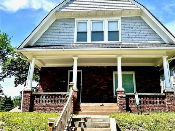 2915 Francis St, Saint Joseph, MO 64501