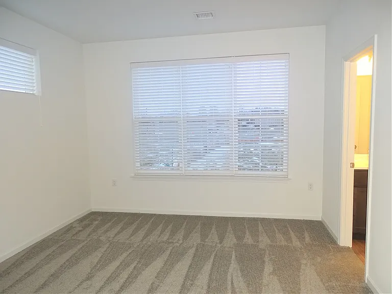 Park West Apartments — Photo 53