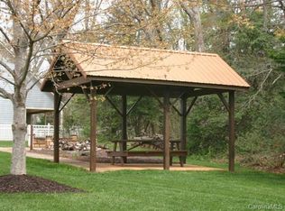 117 Maplewood Ct, Hudson, NC 28638