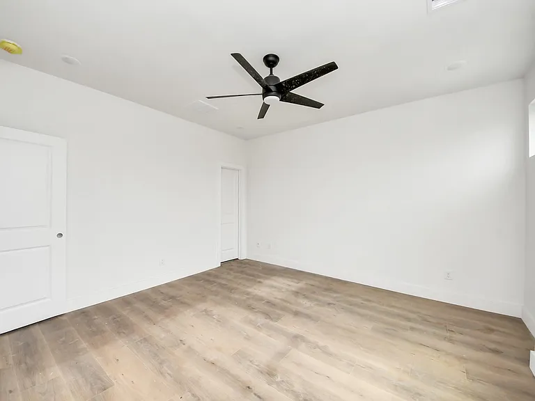 8206 Colonial Ln #A — Photo 23