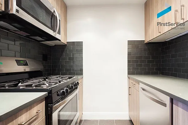 Rented by FirstService Realty (legacy) | media 8