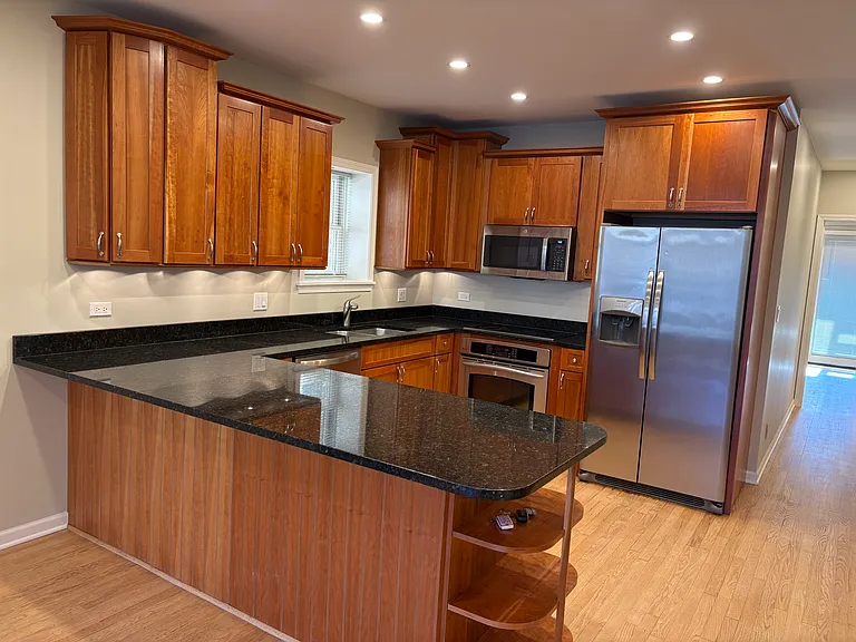 2020 N Honore St #1 — Photo 3