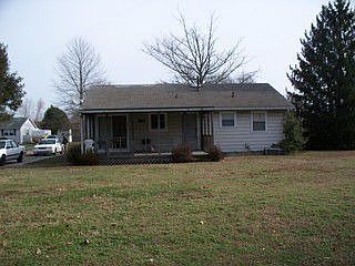 2nd image of 308 Brookview Dr