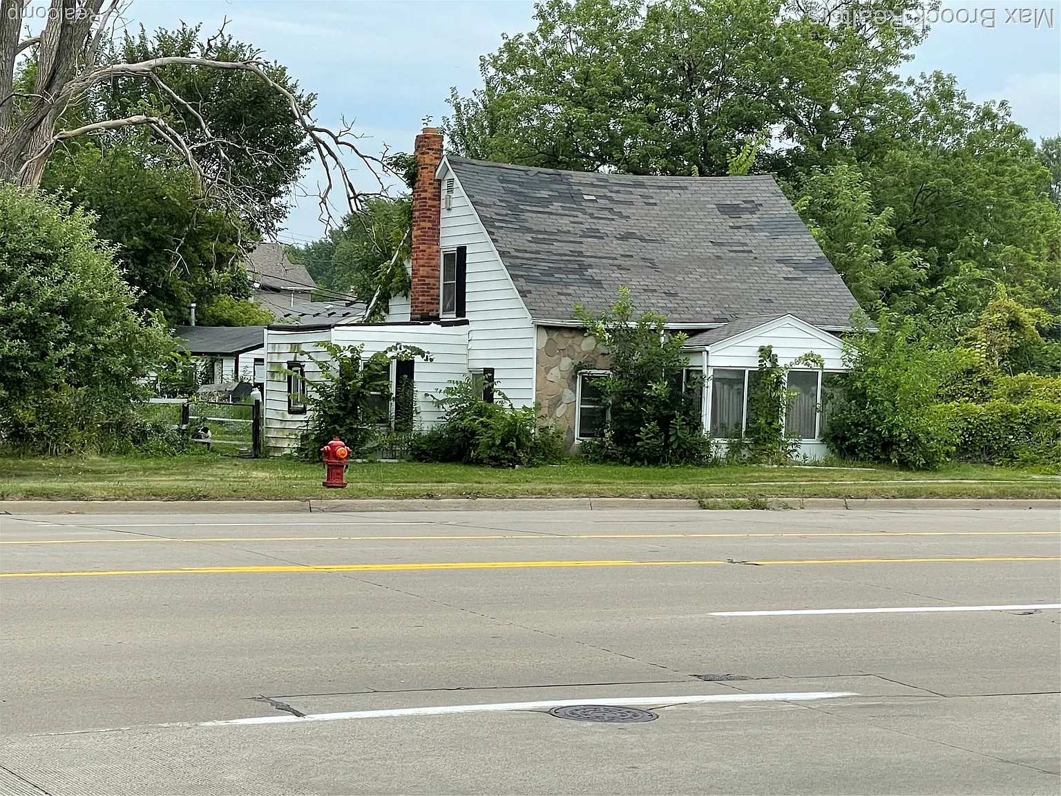 1828 John R Rd photo 1