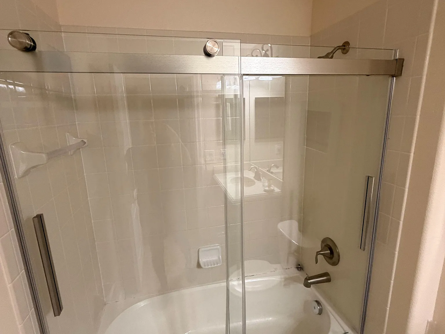 4 bed, 5.0 bath, 2842 sqft, $1,269 — Photo 3