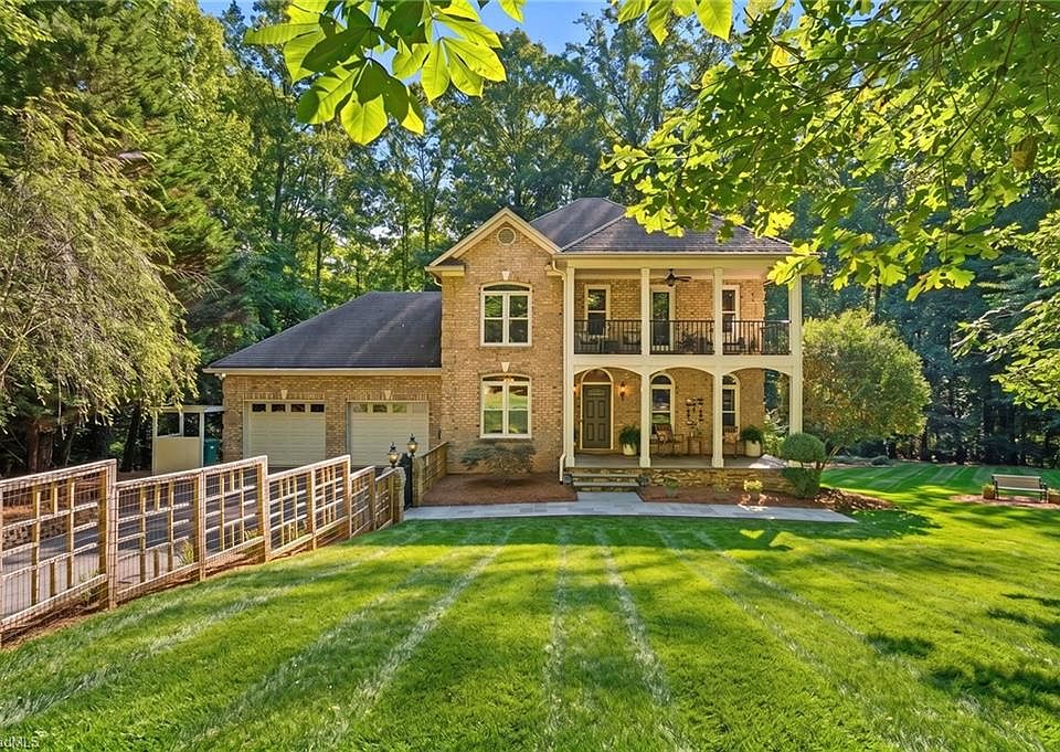 1st image of 6808 Fox Horn Cir
