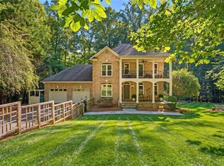 6808 Fox Horn Cir, Pfafftown, NC 27040