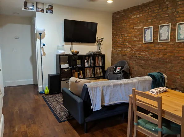 2 Wigglesworth St APT 1, Boston, MA 02120
