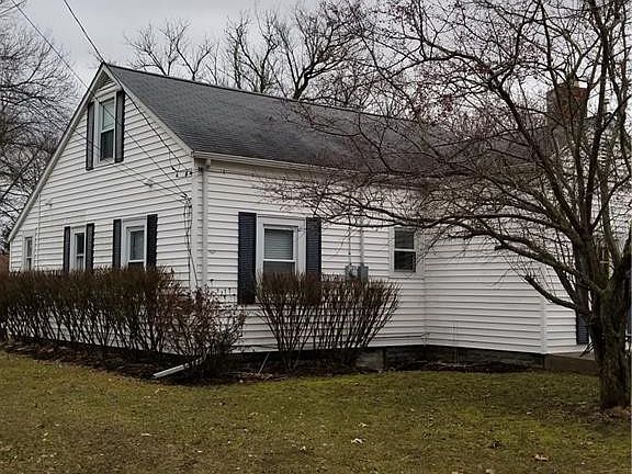 5th image of 1934 Sherborn St