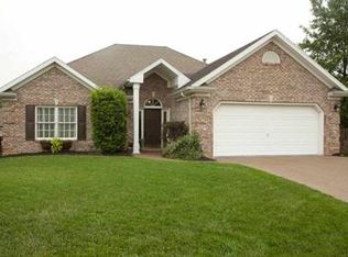 3700 Canterbury Ct, Newburgh, IN 47630