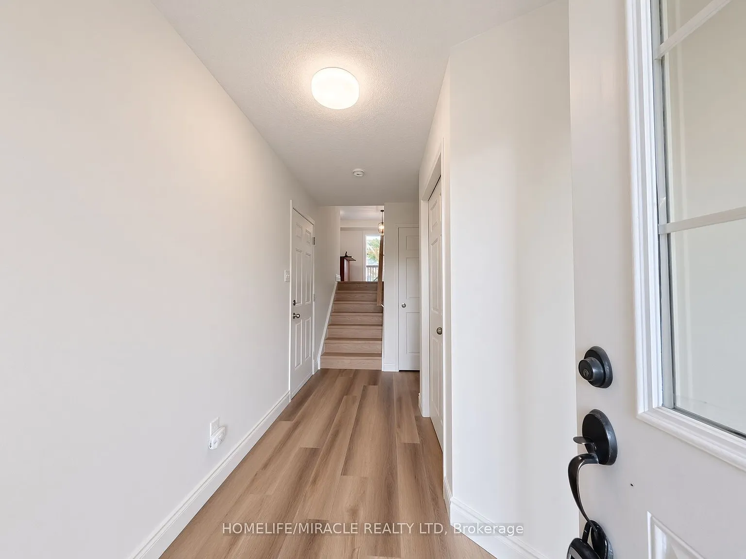 3 bed, $2,850 — Photo 2