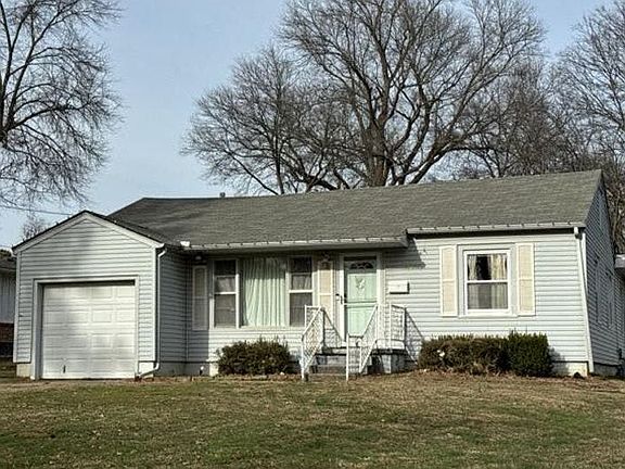 2nd image of 4210 Robertson St