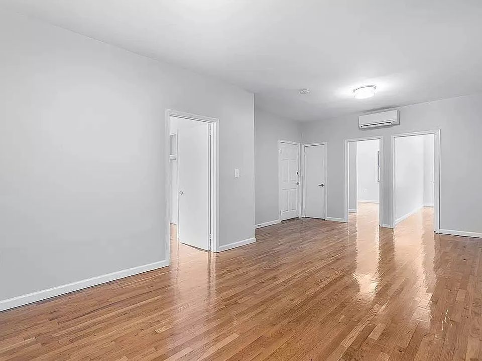 1st image of 730 Manhattan Ave #1