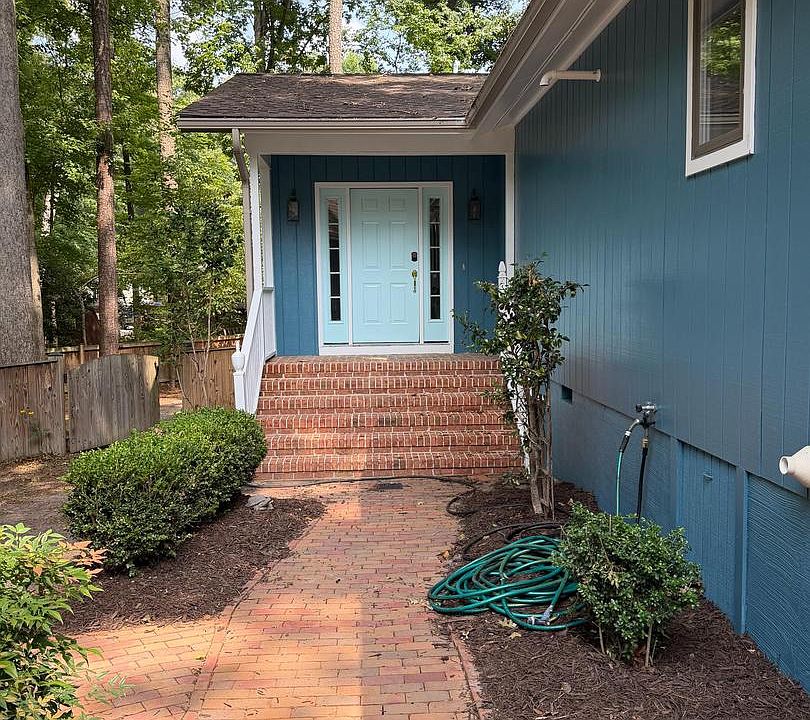 2nd image of 30 Sloop Ln
