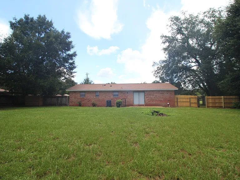 5078 Barbara Ln — Photo 16